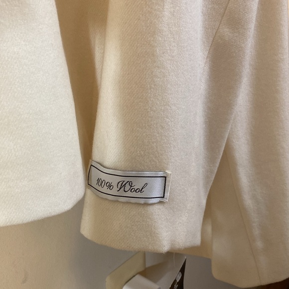 Suit by SAG HARBOR Woman size 24 Wool skirt & jacket - Picture 6 of 14